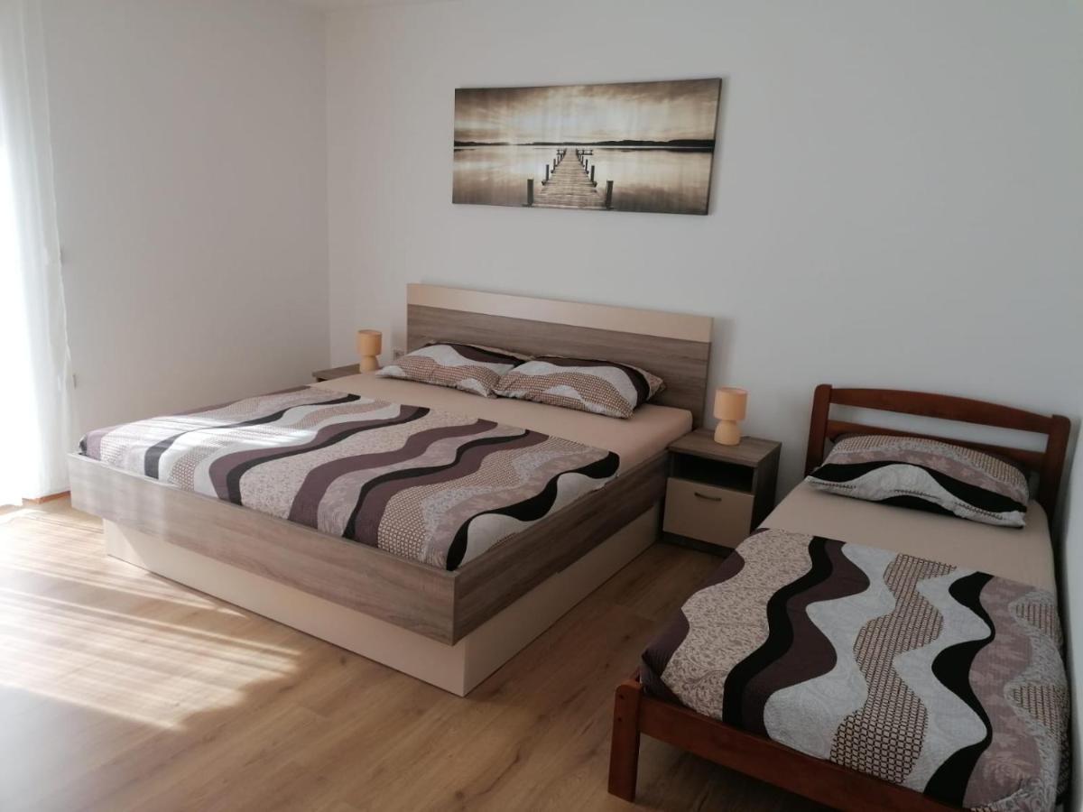 Apartment Niva Nin Extérieur photo
