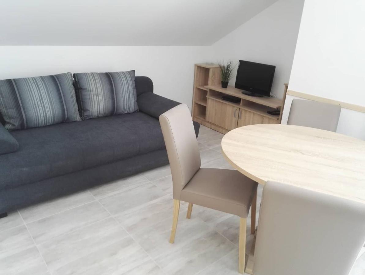 Apartment Niva Nin Extérieur photo