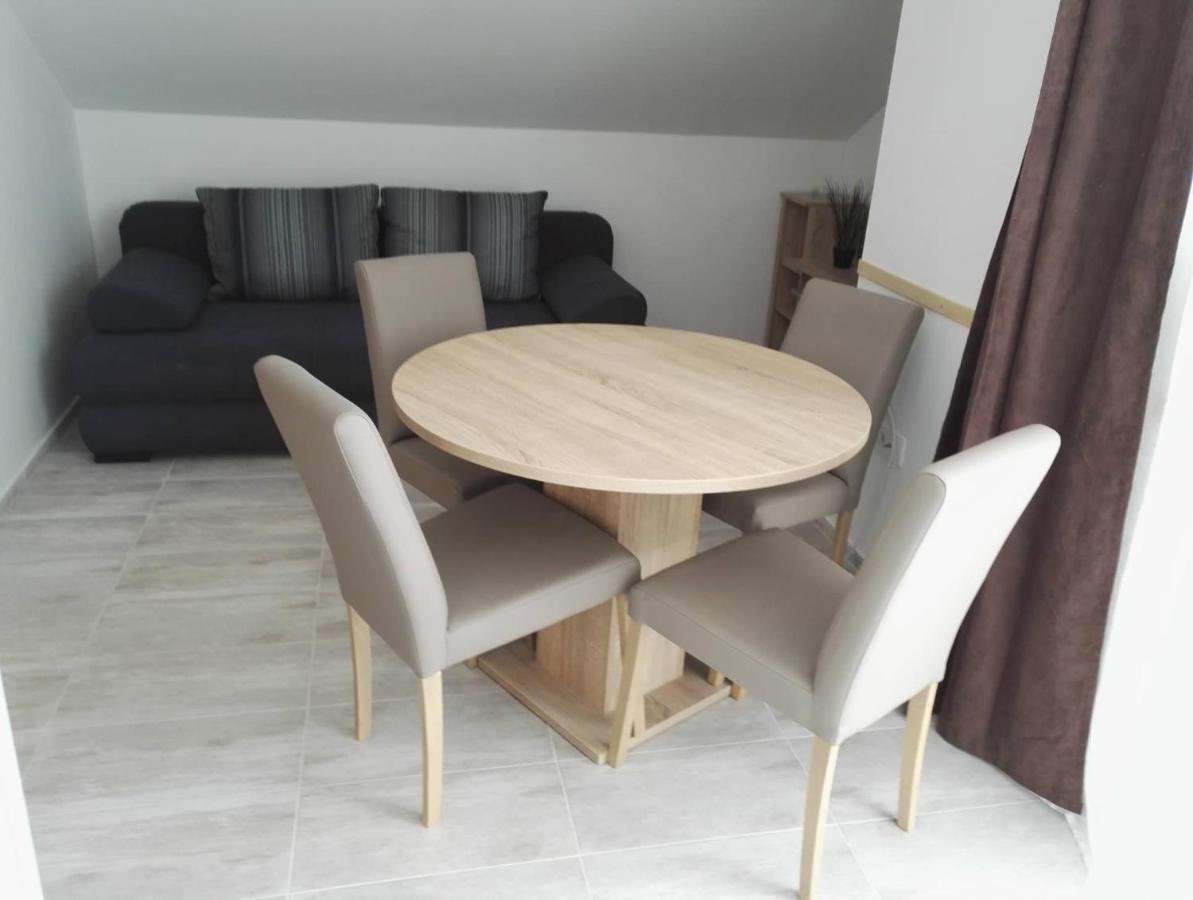Apartment Niva Nin Extérieur photo